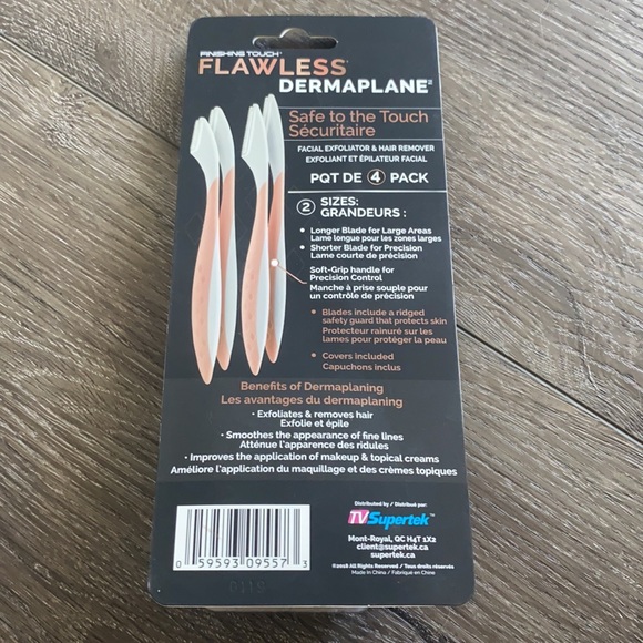 NWT - Finishing Touch Flawless Dermaplane Four Razors - Picture 2 of 2